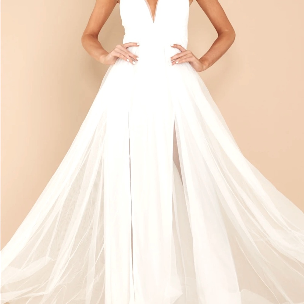 Never worn RedDress Boutique EverAfterWhite Gown.